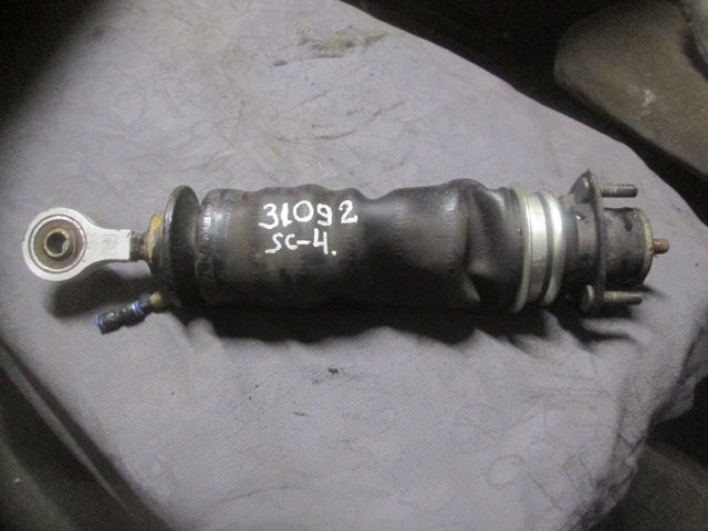 Подушка кабины скания передняя 2086673 Scania R144 DSC1413